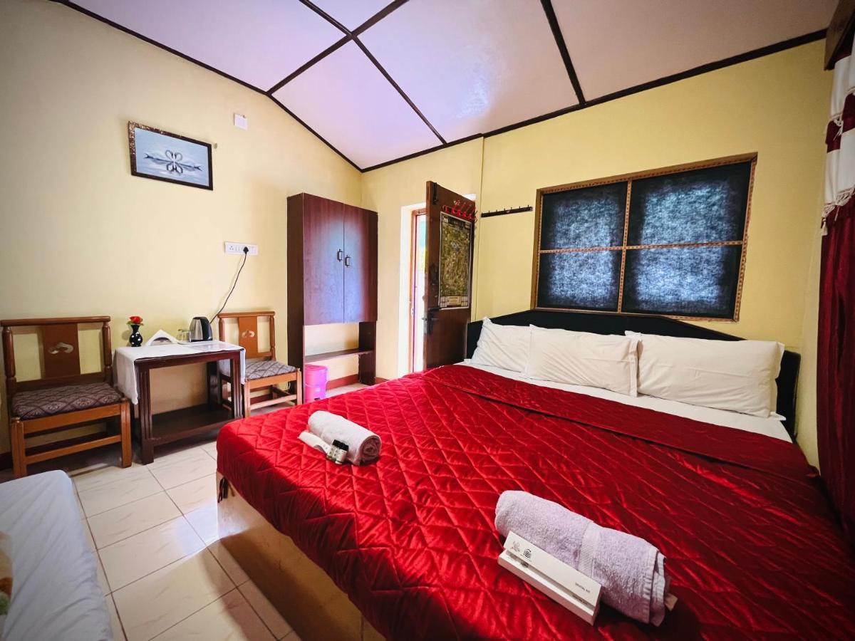 Brickhouse Homestay *