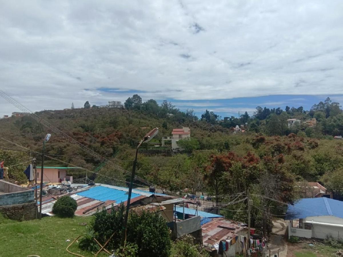 Golden Cherry Homestay