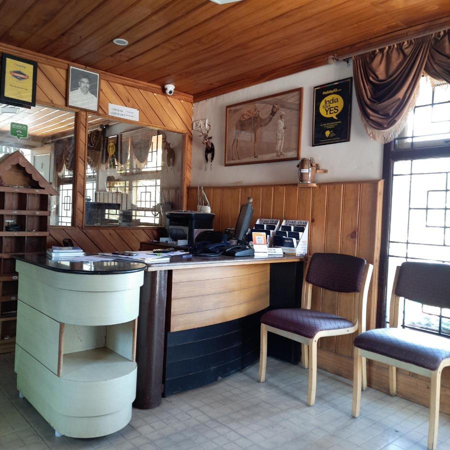 Pine Borough Hotel