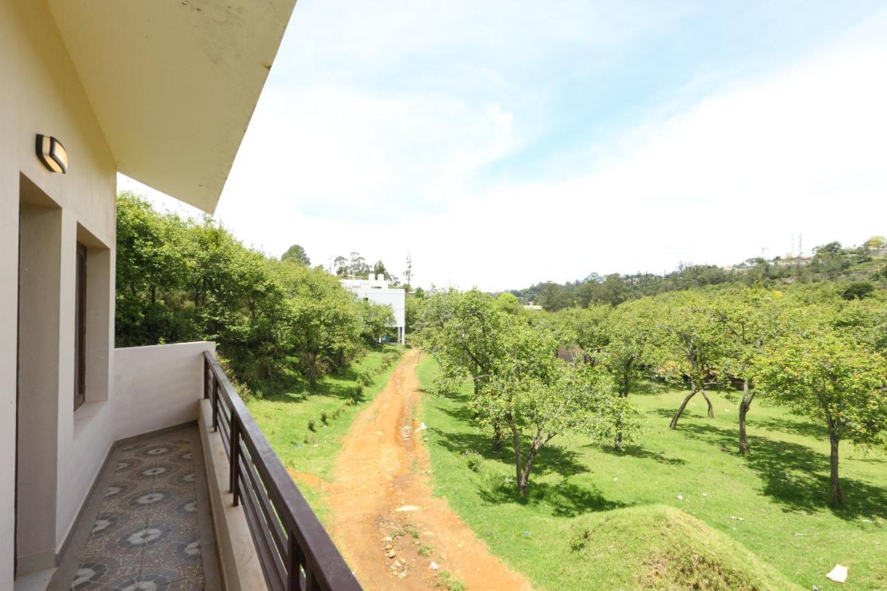 Hotel Oyo Hexa Moon Heights 3*