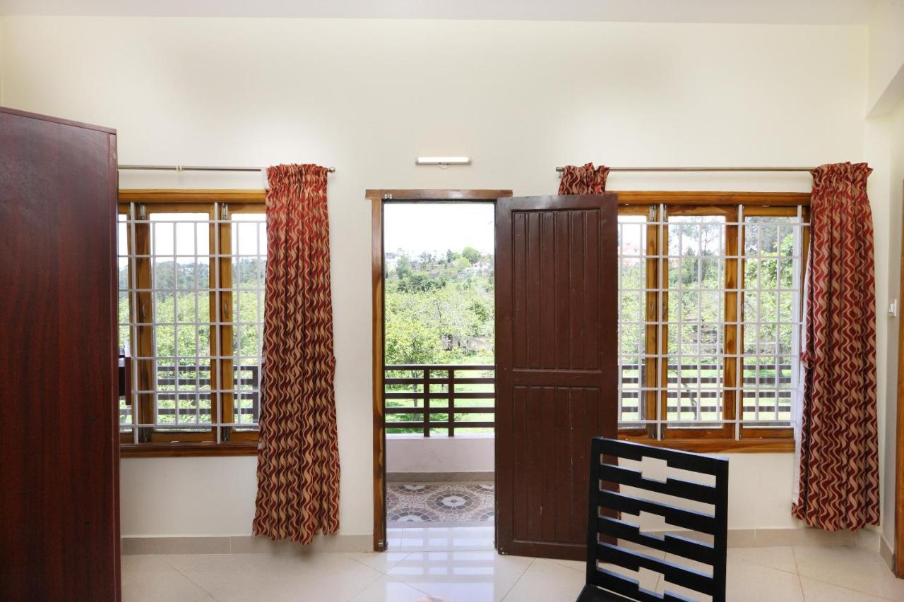 Oyo Hexa Moon Heights 3* Kodaikanal