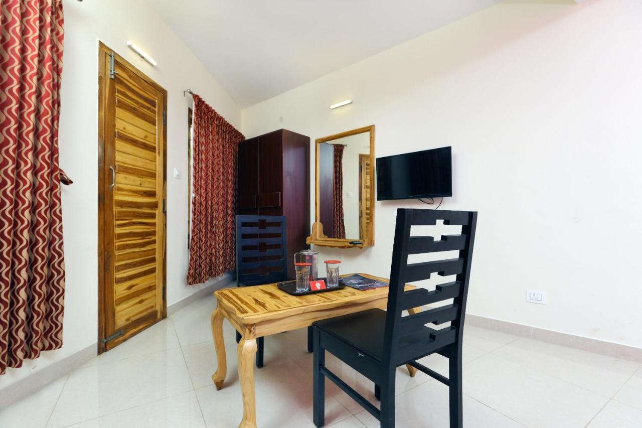 Oyo Hexa Moon Heights Hotel