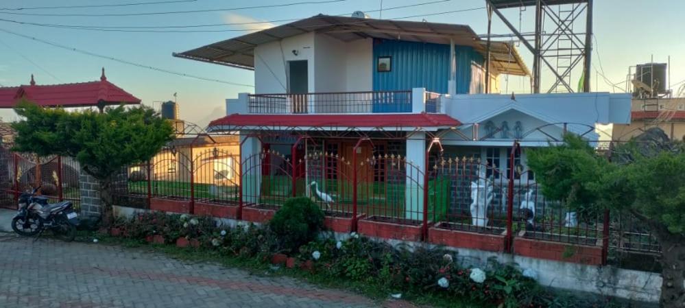 Pears Garden Hill View Homestay *