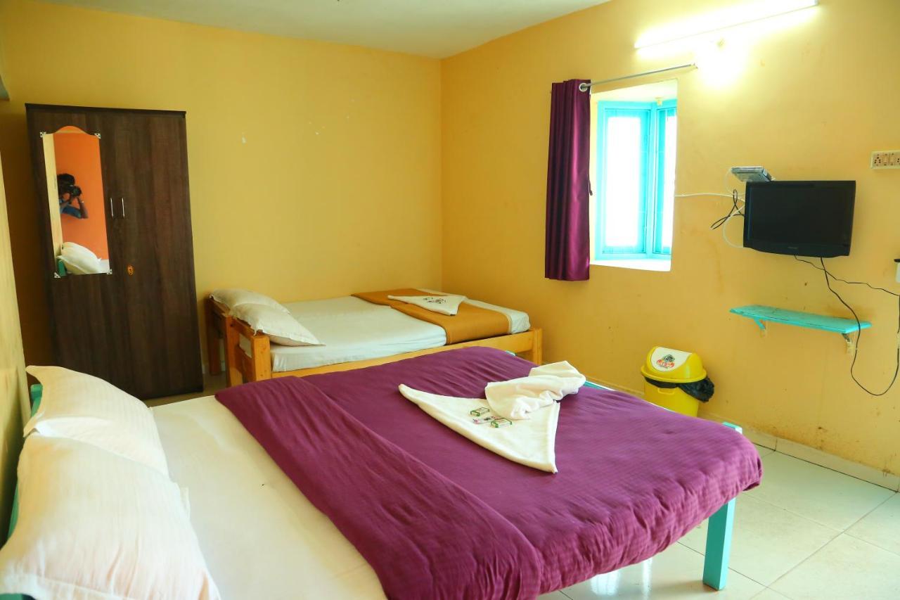 Praveen's Greenhouse Homestay Vattakanal Homestay Kodaikanal