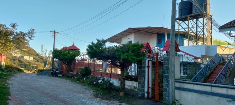 Homestay Pears Garden Hill View *