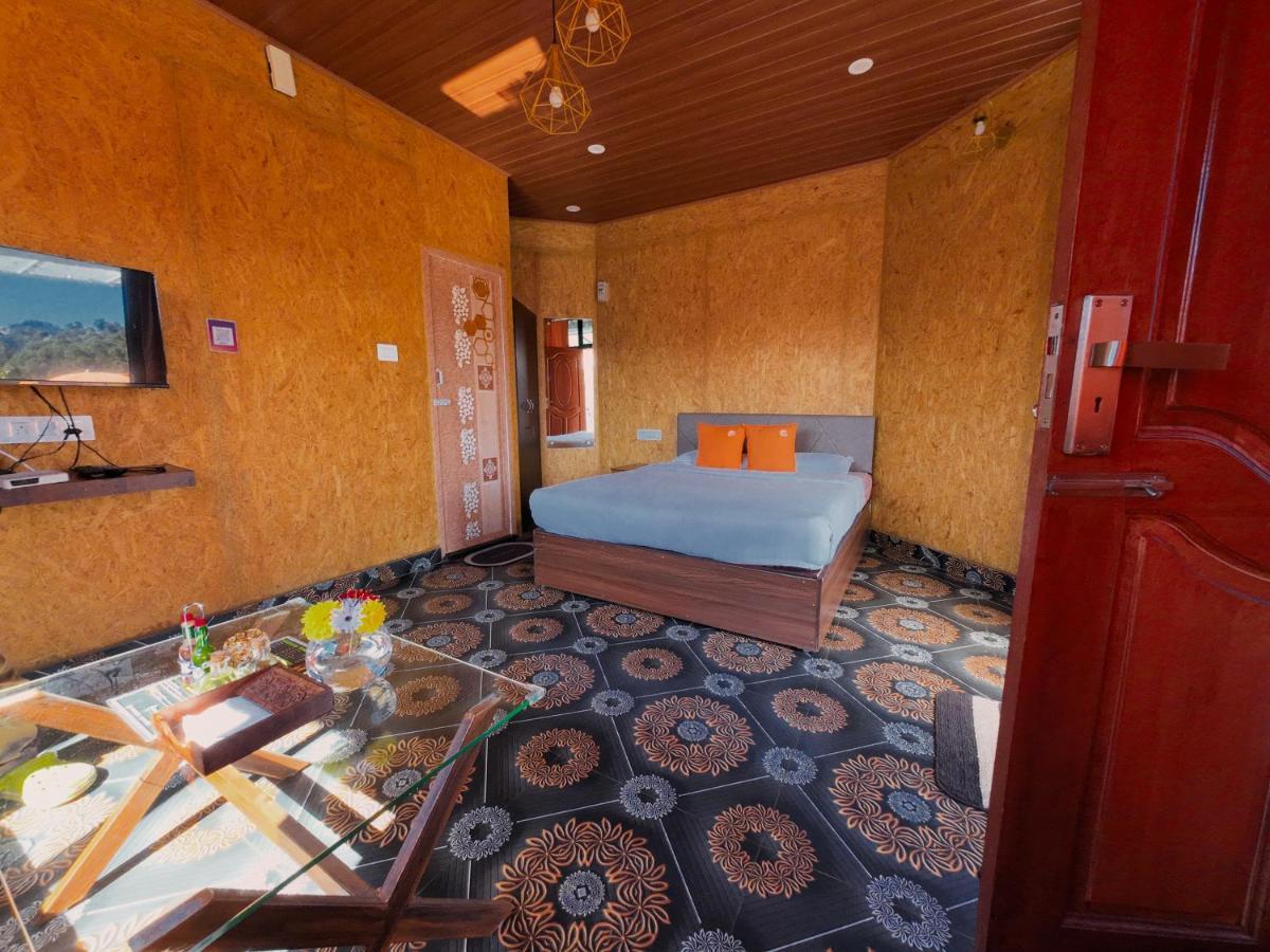 Hie Moksha Glamping *
