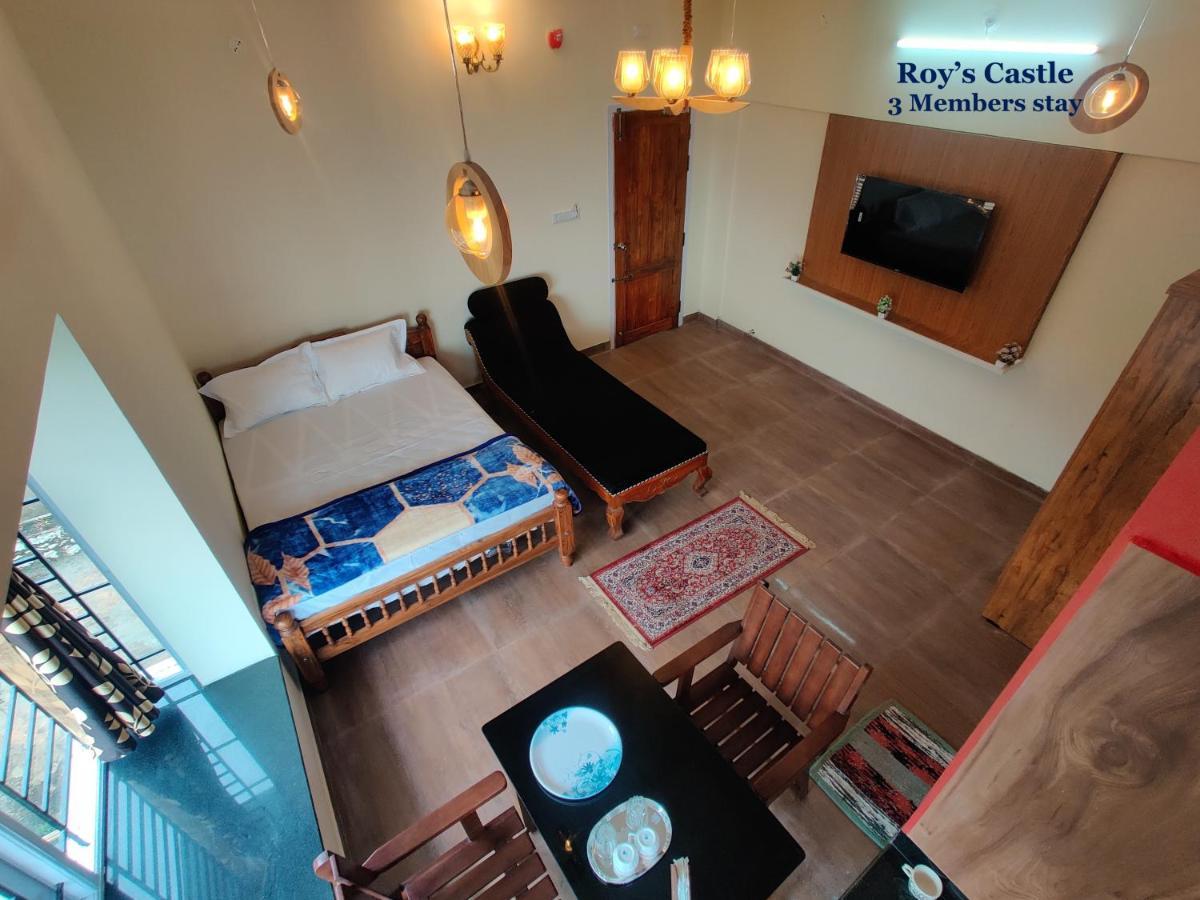 Roy's Castle Guest house *