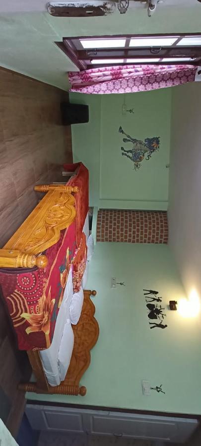 Kodai 360 For Bachelors Only Homestay *