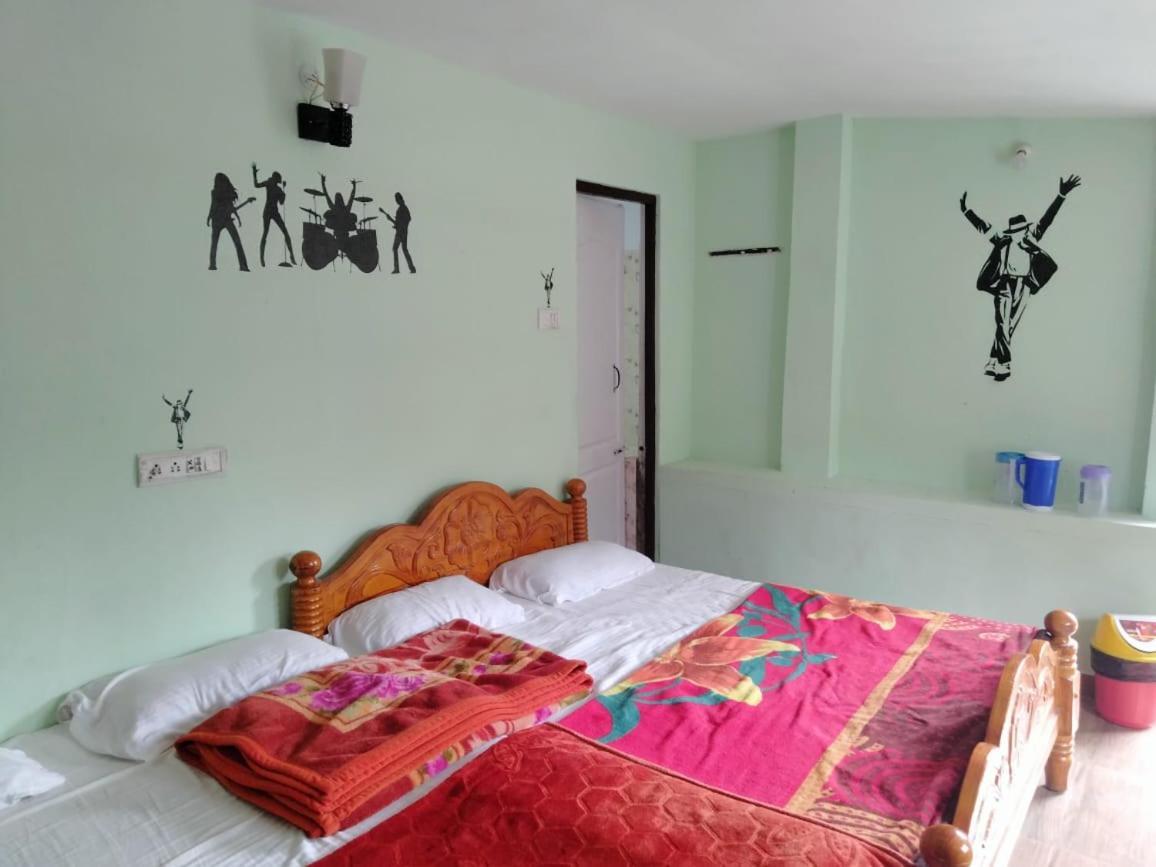 Kodai 360 For Bachelors Only Homestay