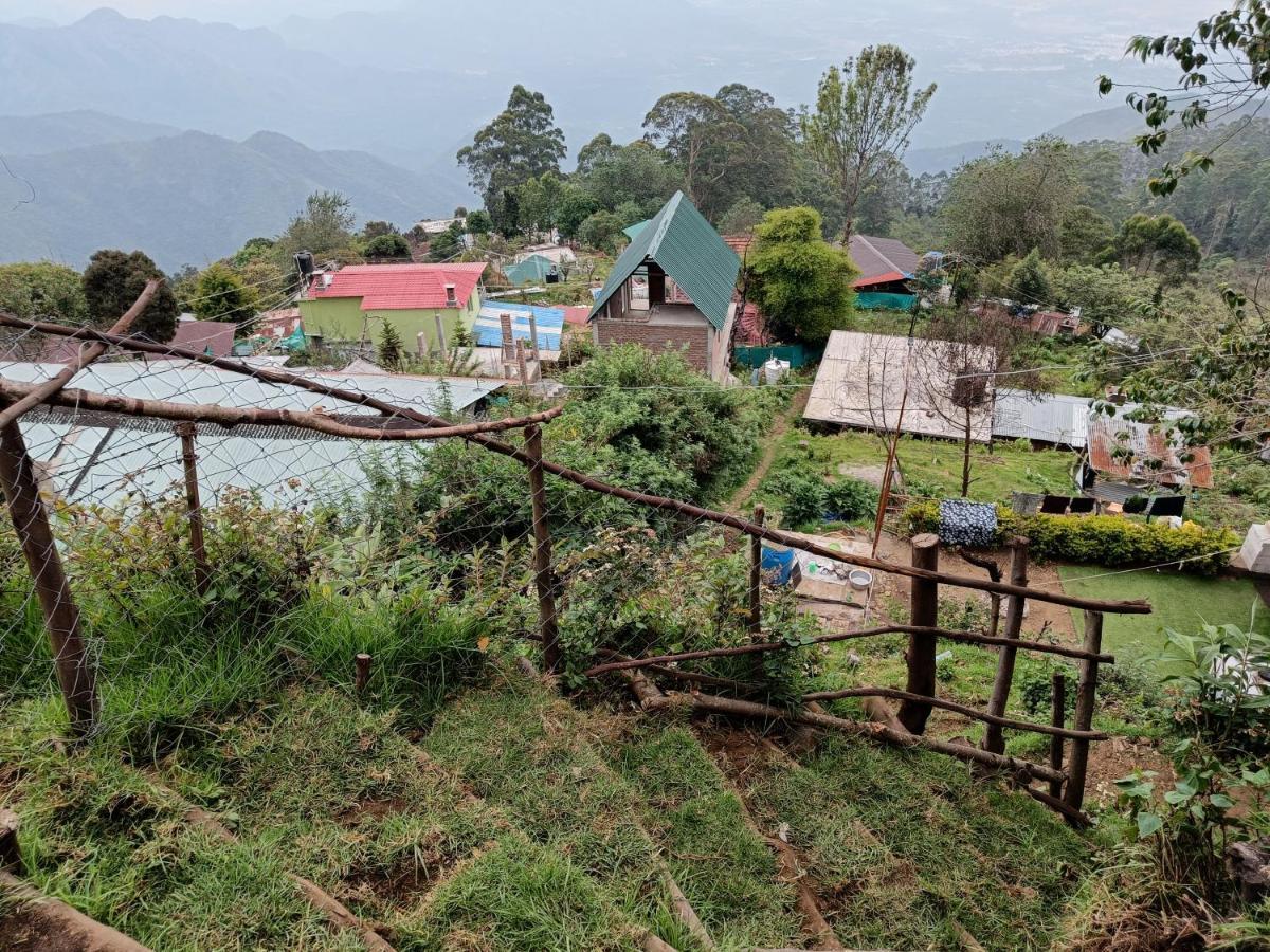 Villa Cozy Huts