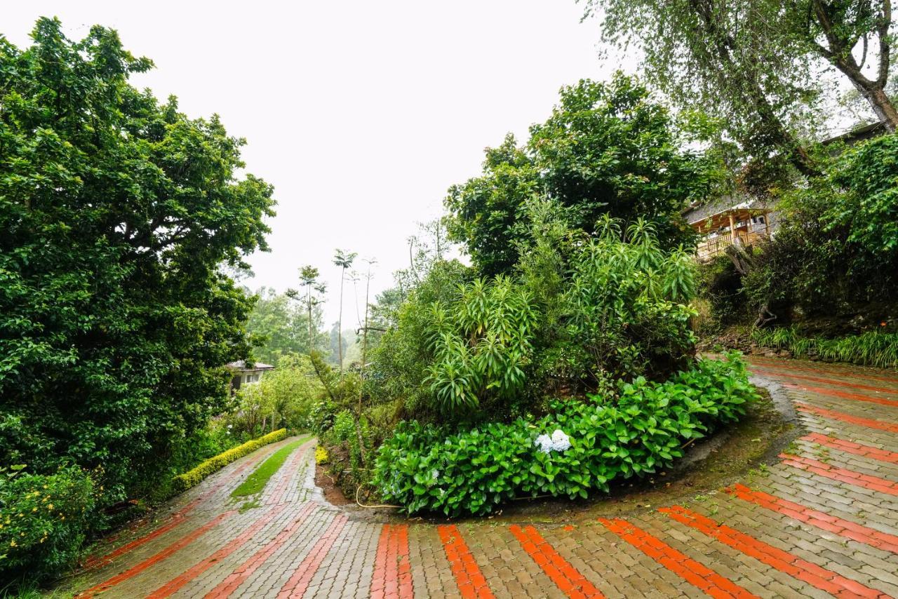 De Huts Villa *