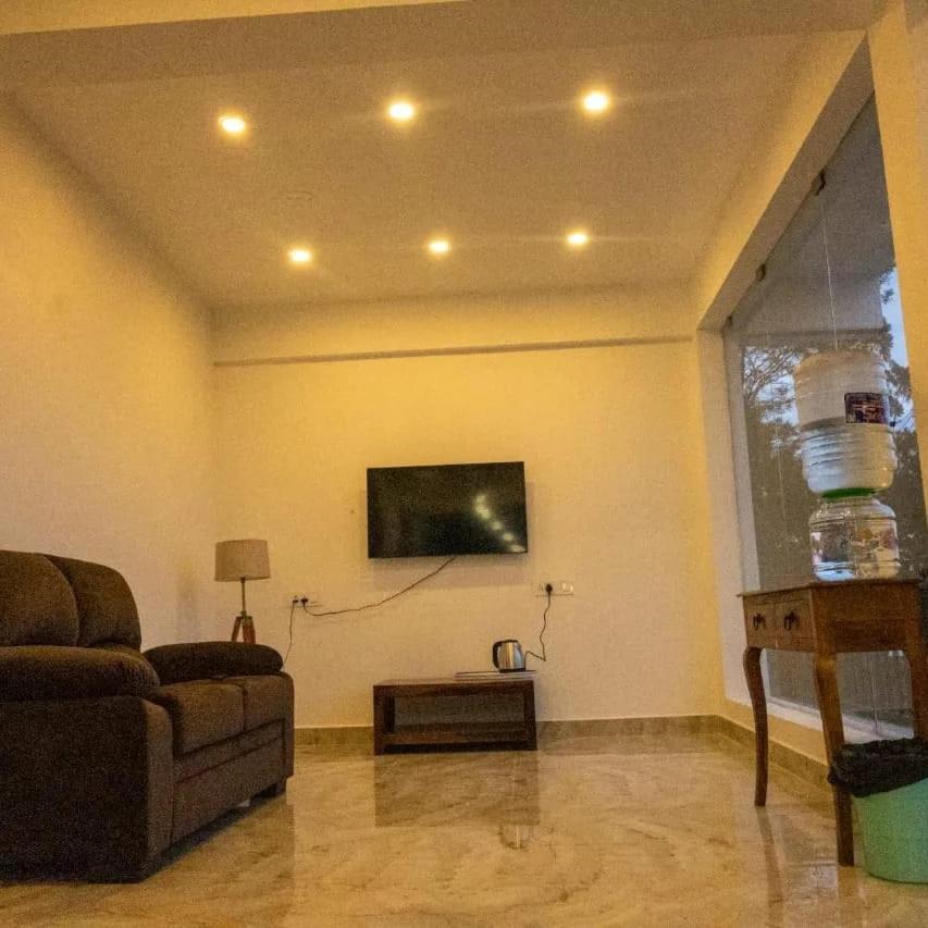 Waran Luxury *