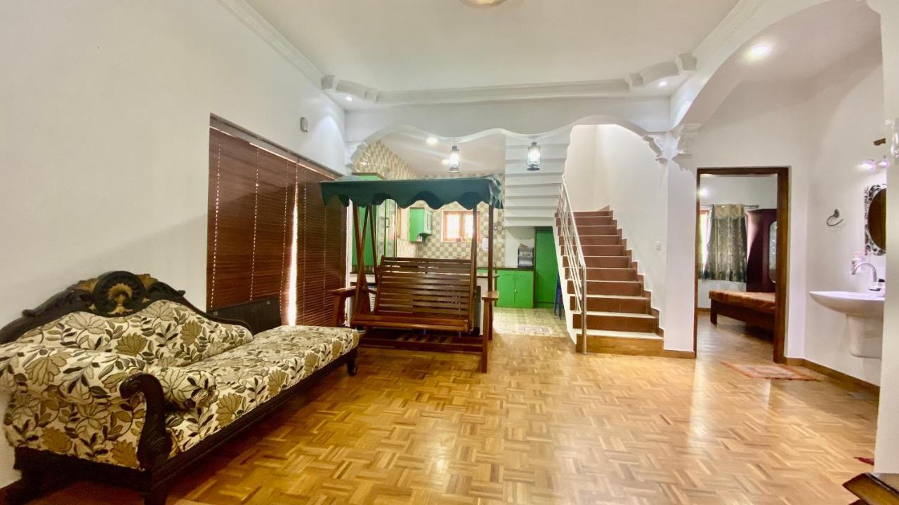 La Flora Holiday home