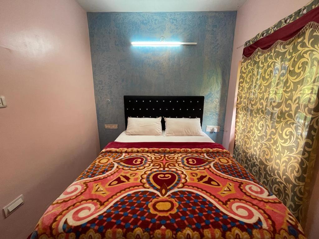 Kodai Poombarai Palace Hotel