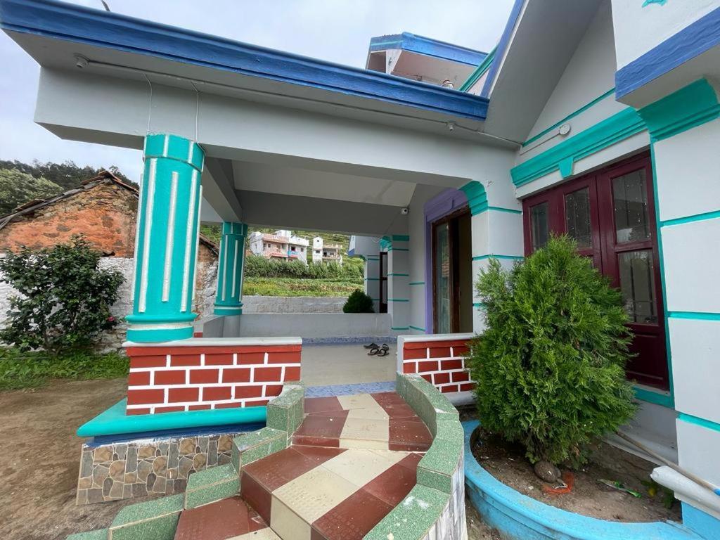 Kodai Poombarai Palace 2*
