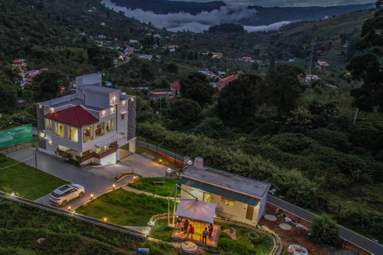 Villa Avj Nest, *