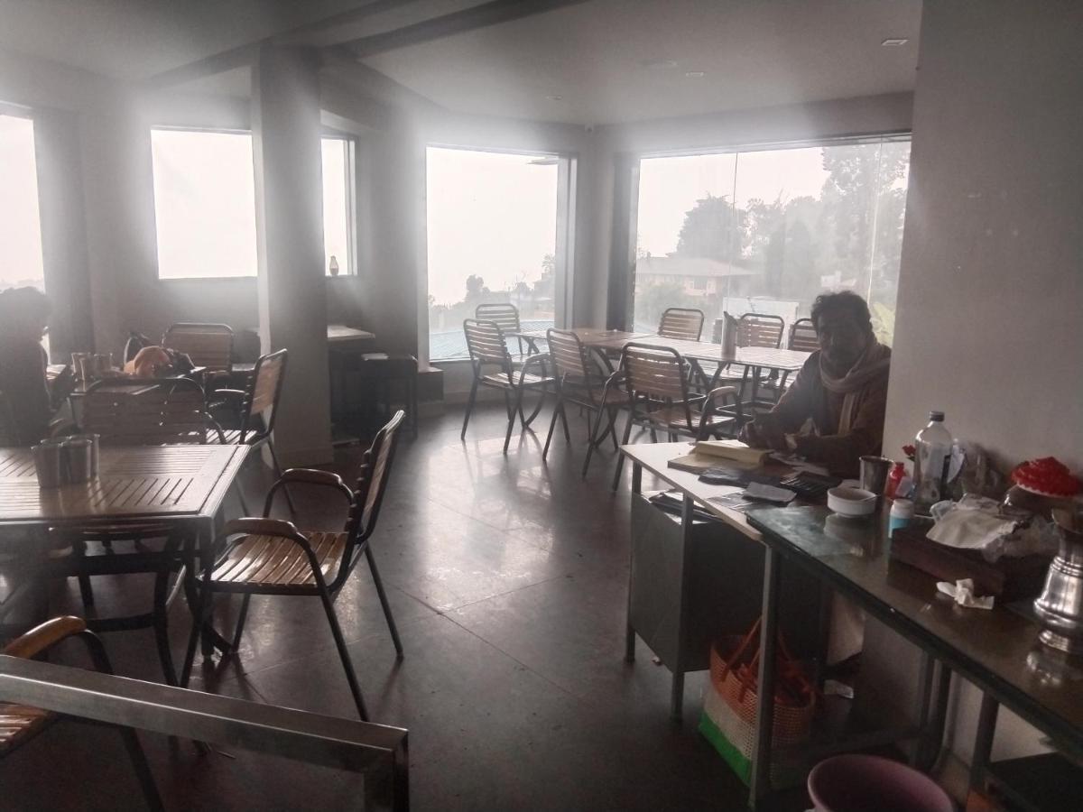 Edassery Cokkers Tower Hotel *