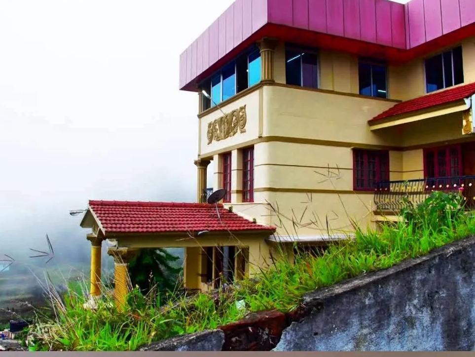 Homestay Newclouds *