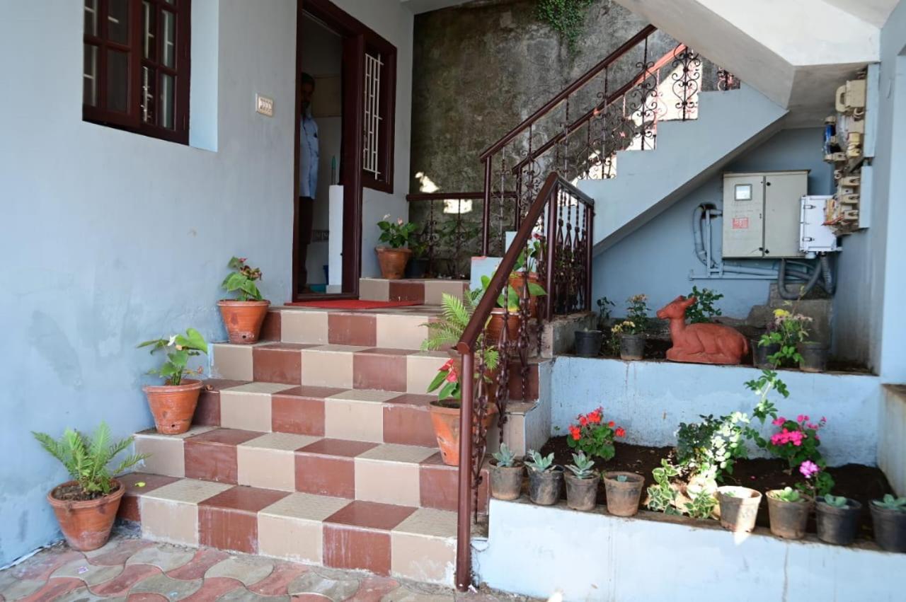 Retreat Villa