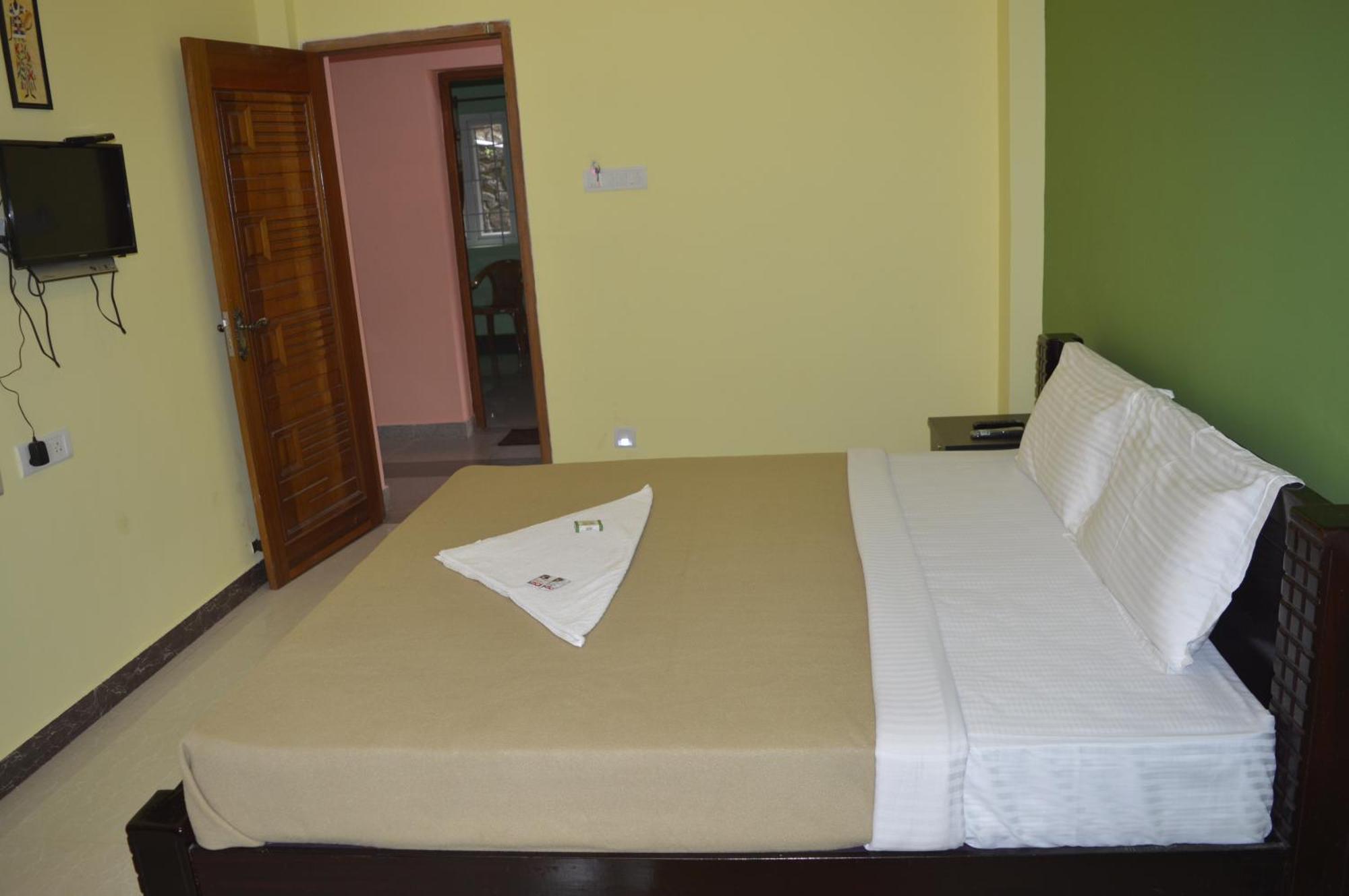 Aaram Holidays