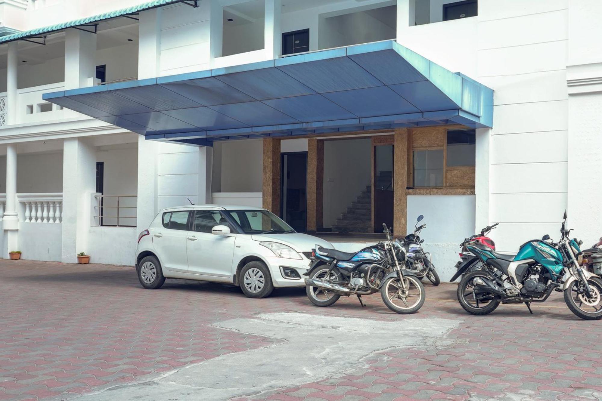 Collection O Coastal Grand Kurunji Meredian 3* Kodaikanal