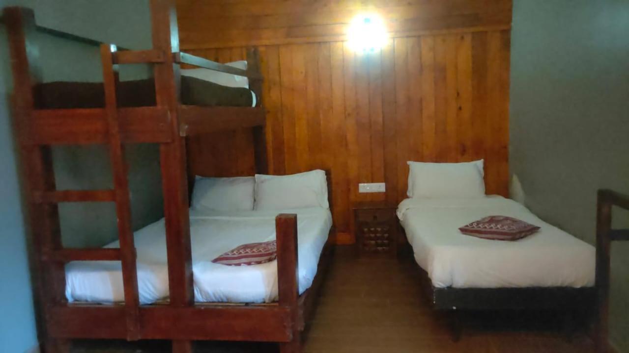 Western Valley Homestay *