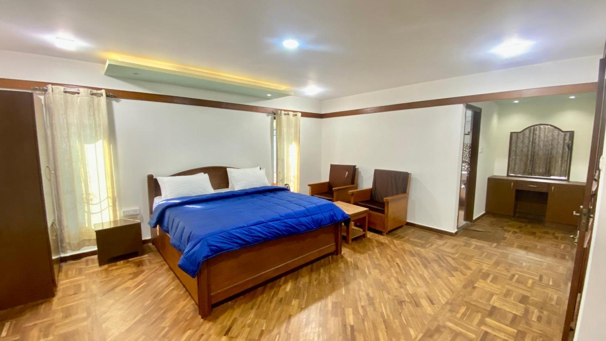 Willostays Alpine Mansion 6bhk Holiday home