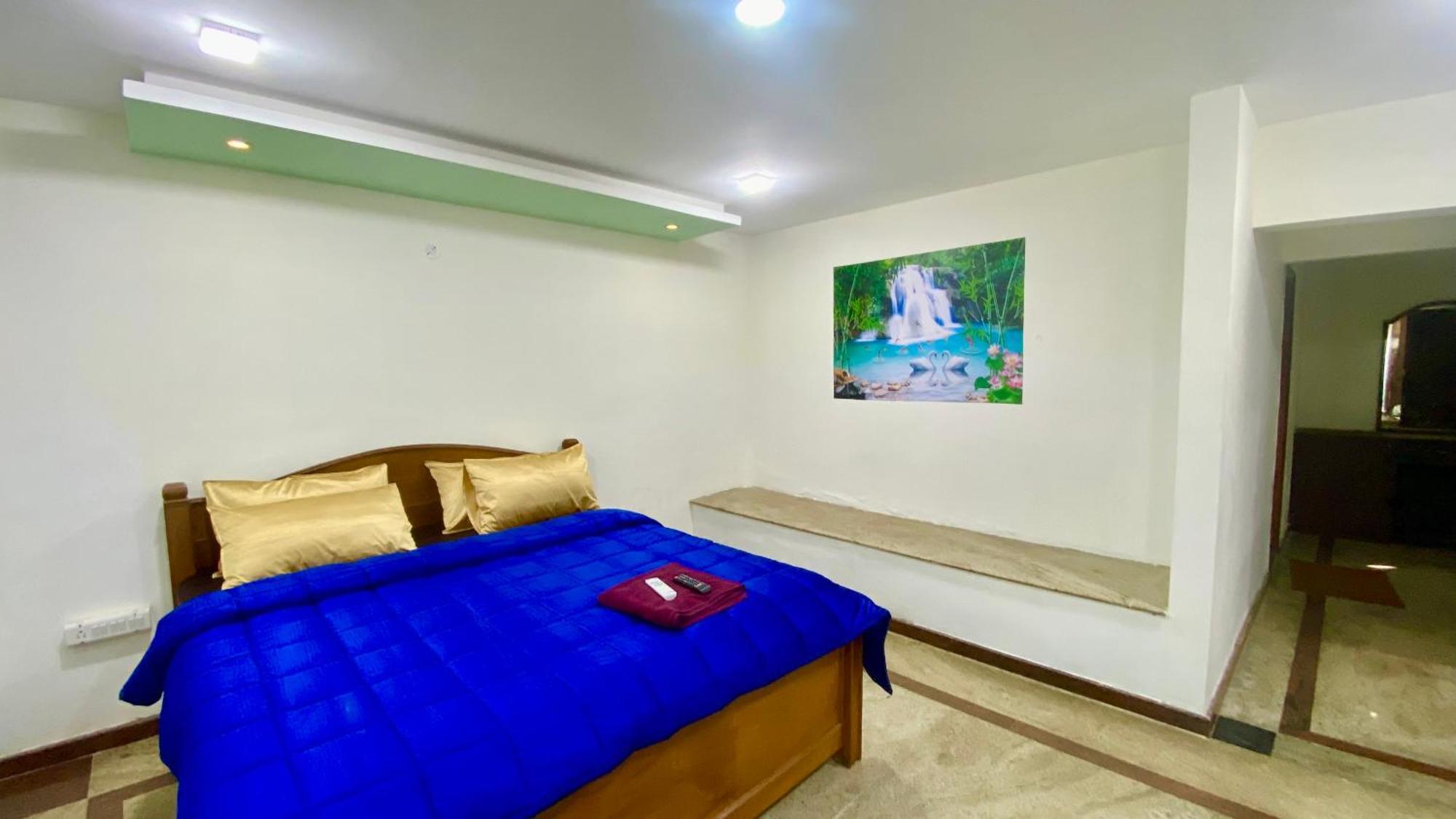 Willostays Alpine Mansion 6bhk Holiday home