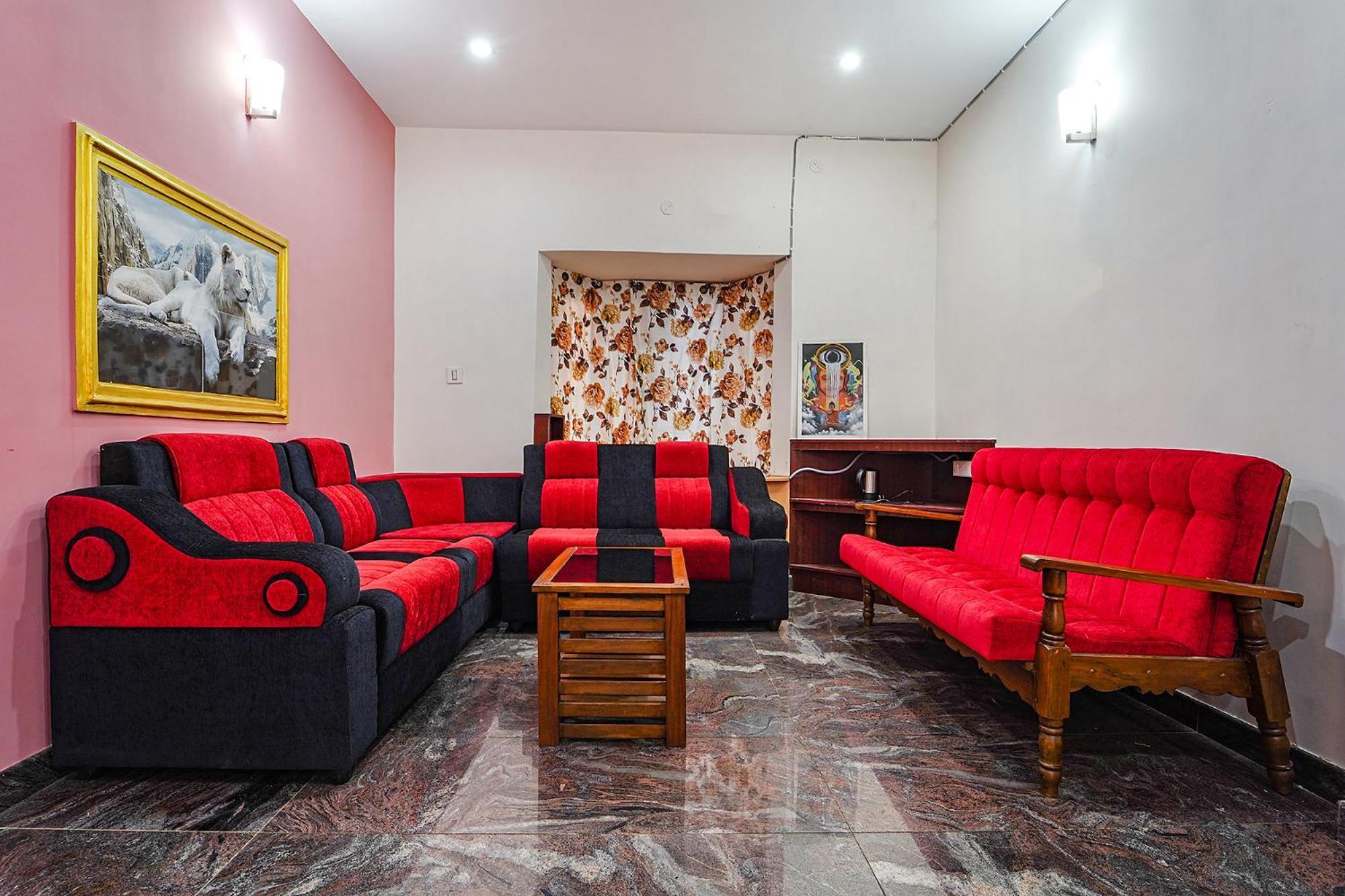 Fabexpress Annaiillam Hotel