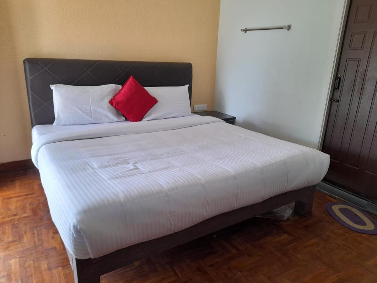 Flghr A2 Hotel Kodaikanal