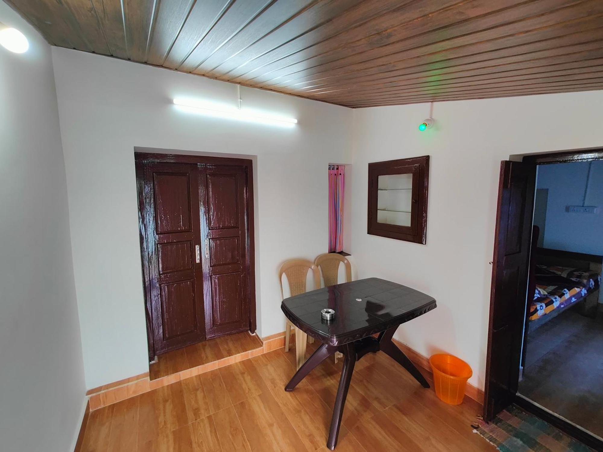 Homestay Yaal *