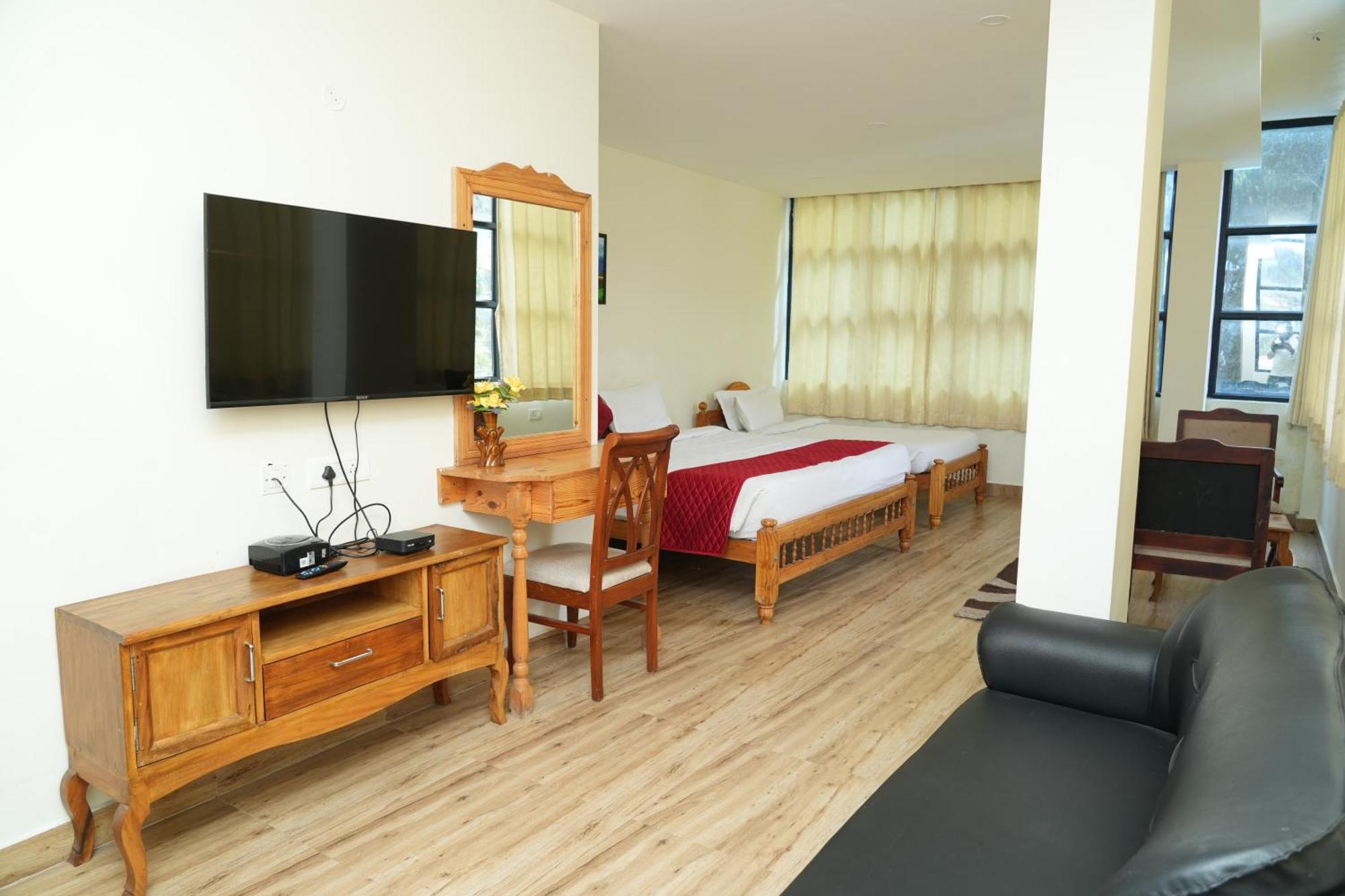 Vetrivel International By Brown Tree 3* Kodaikanal