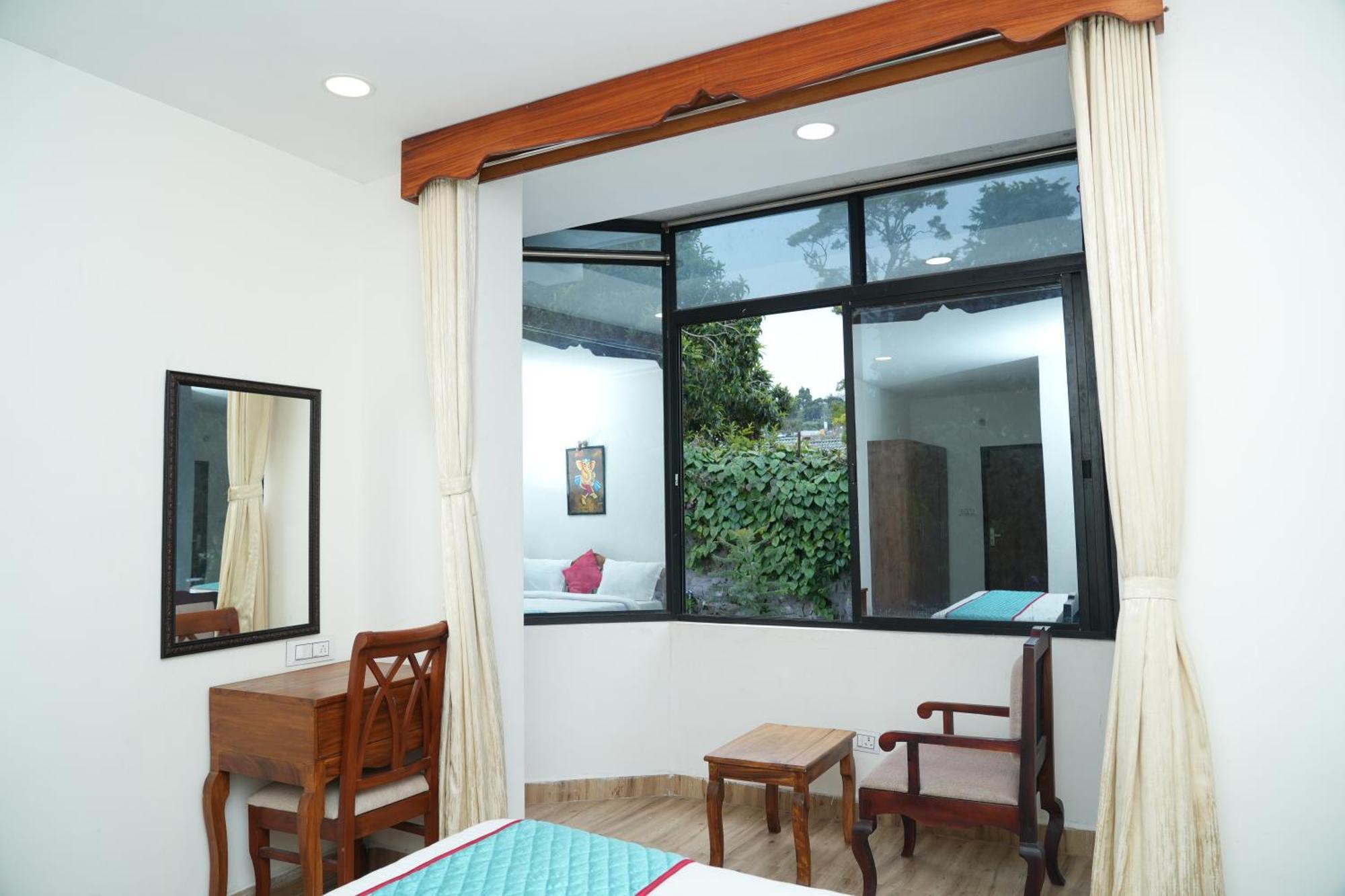 Hotel Vetrivel International By Brown Tree 3*