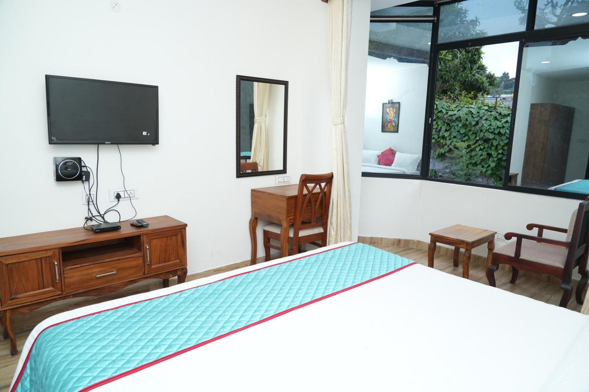 Vetrivel International By Brown Tree Kodaikanal