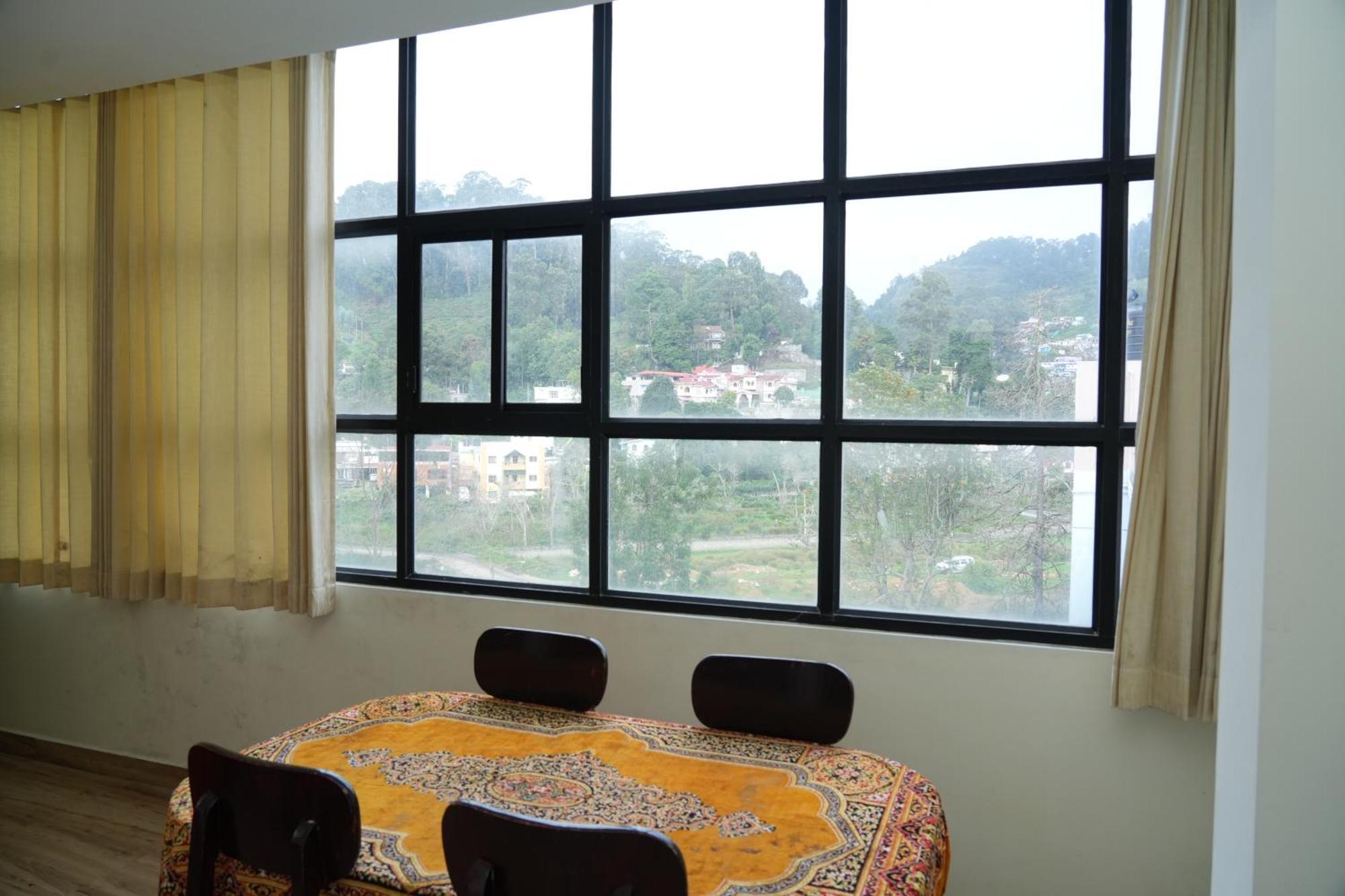 Hotel Vetrivel International By Brown Tree Kodaikanal