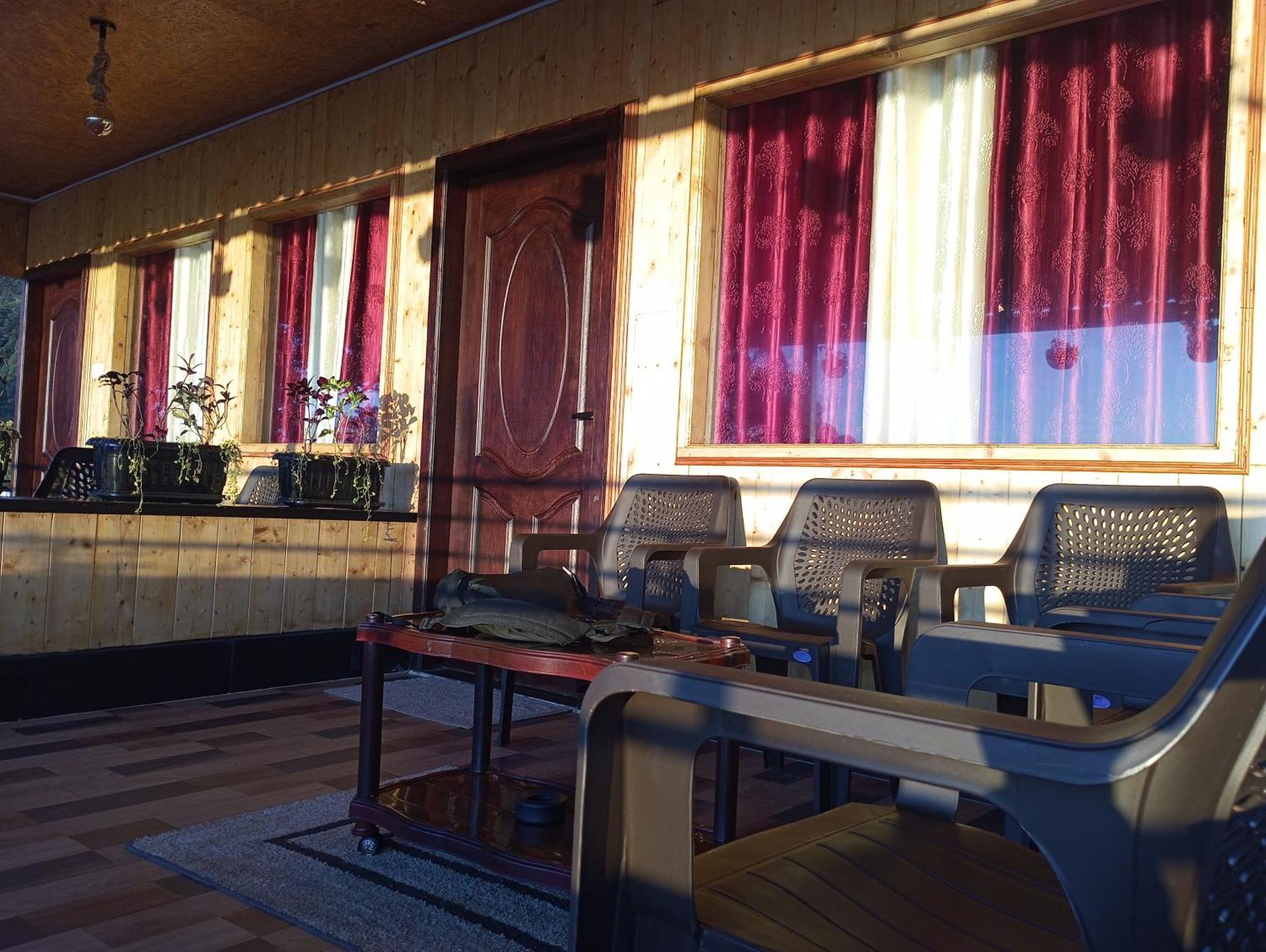 Loft Wood House Family Kodaikanal