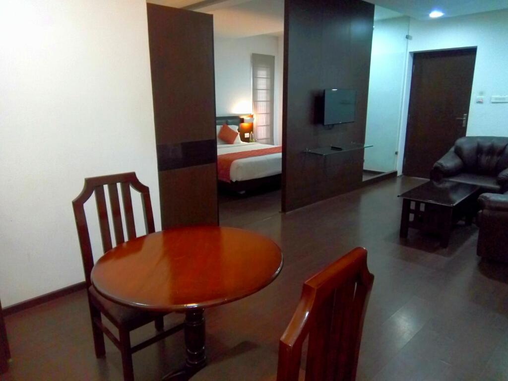 Resort R T Hill View 3*