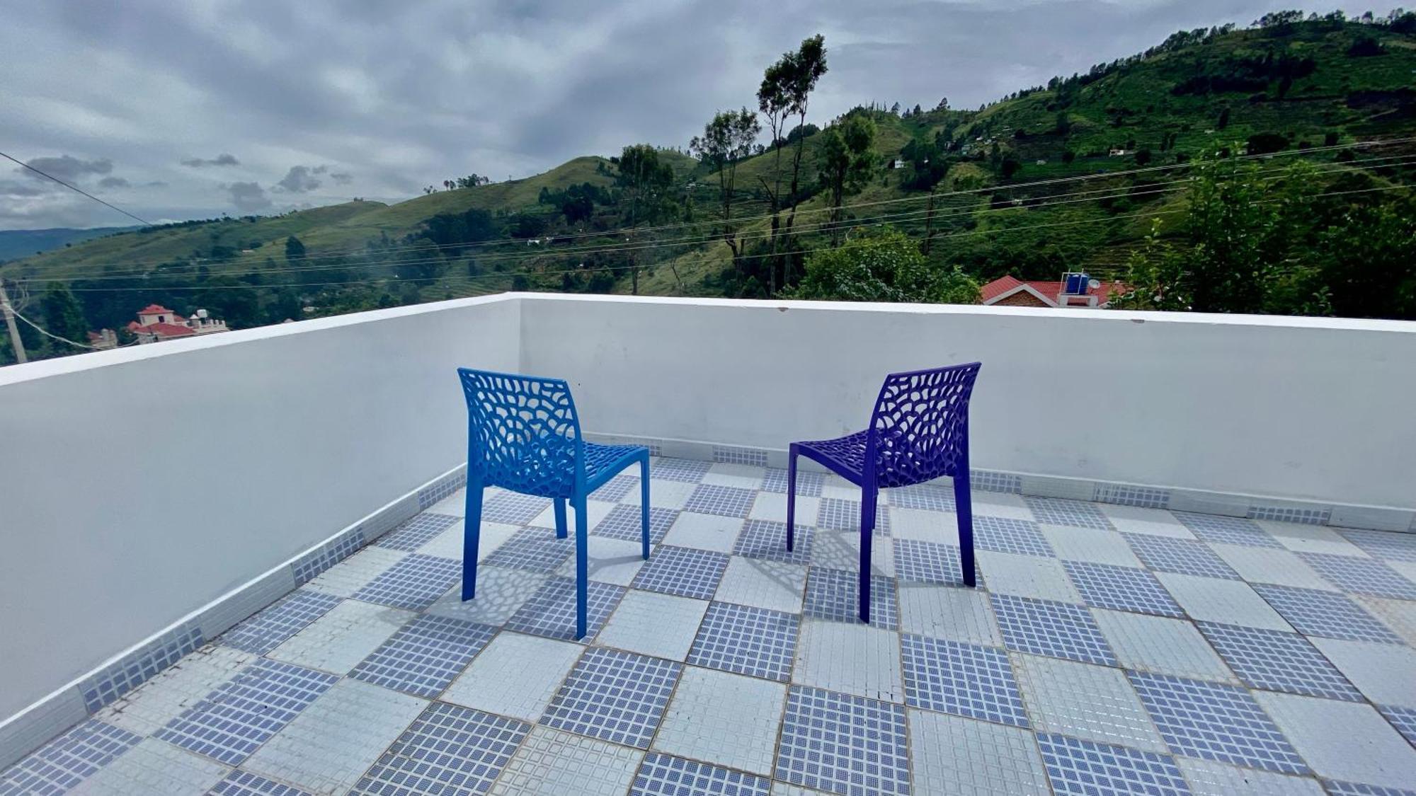 La Flora Holiday home