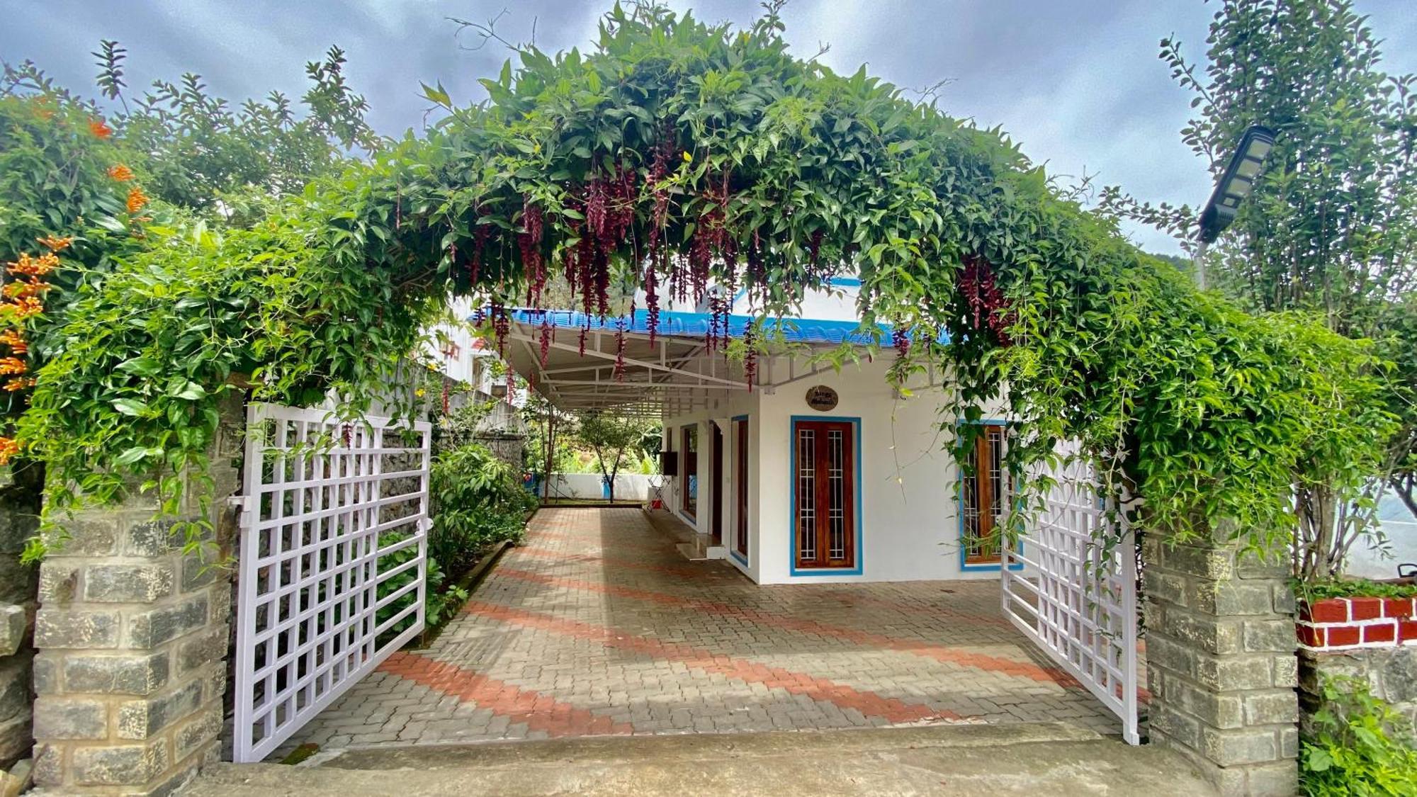 La Flora Holiday home