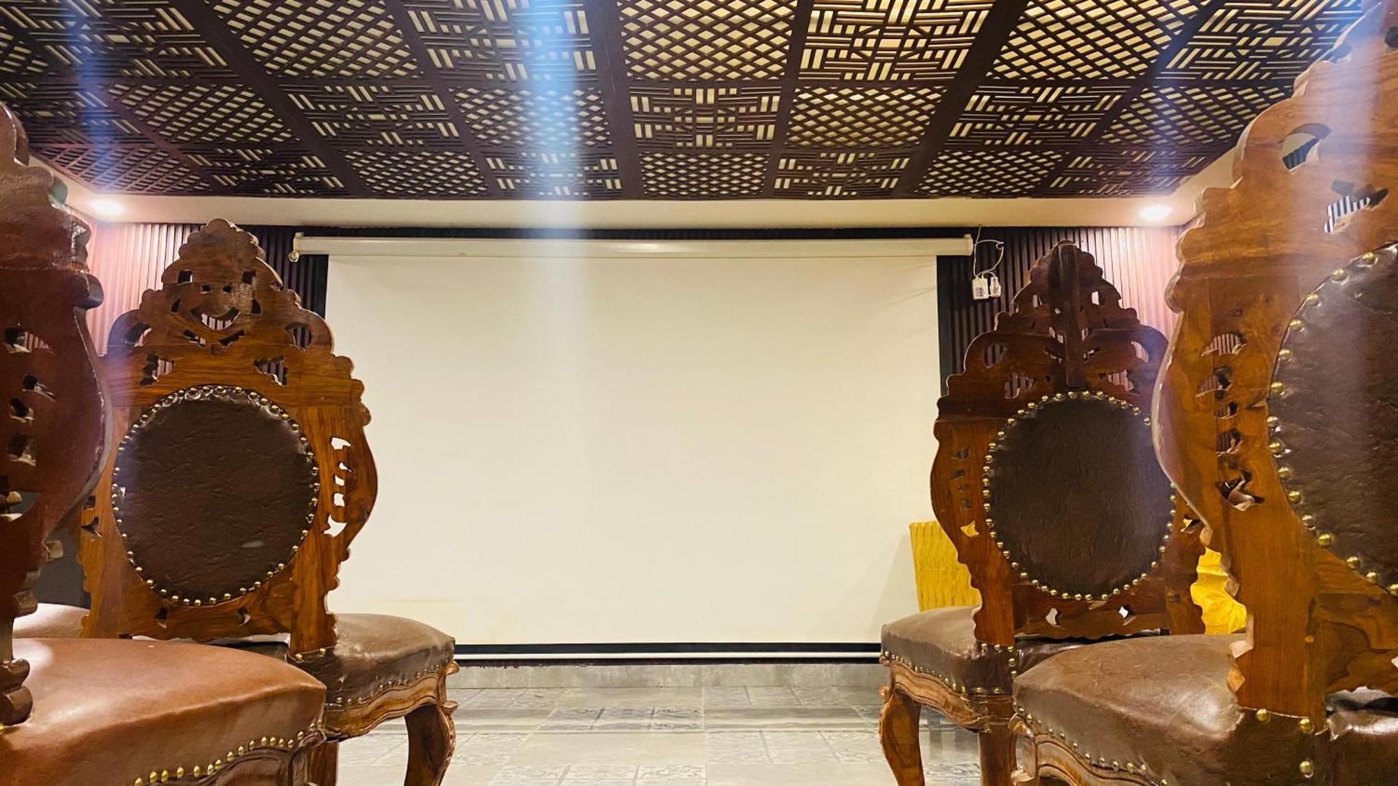 Hyders Park- The Luxury Hotel Kodaikanal
