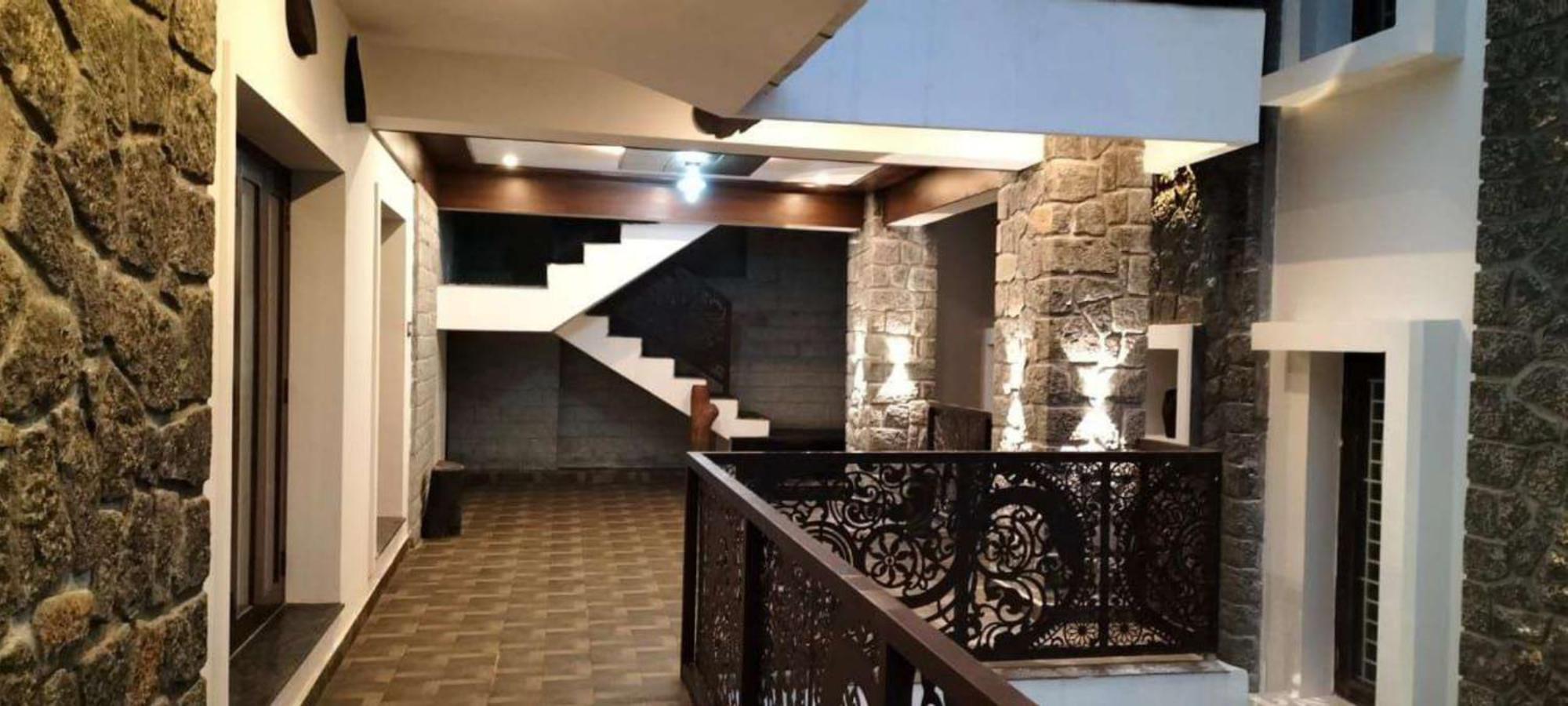 Kodai Comfort 7bhk Villa
