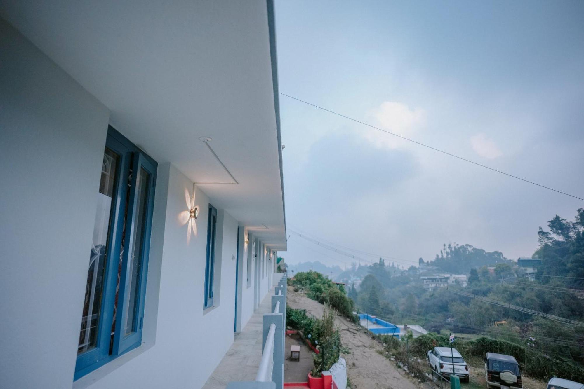 Homestay Frozen Monks