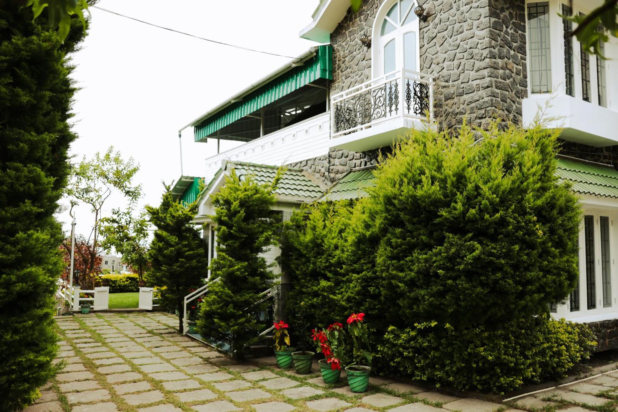 Golden Vista - Luxury * Kodaikanal