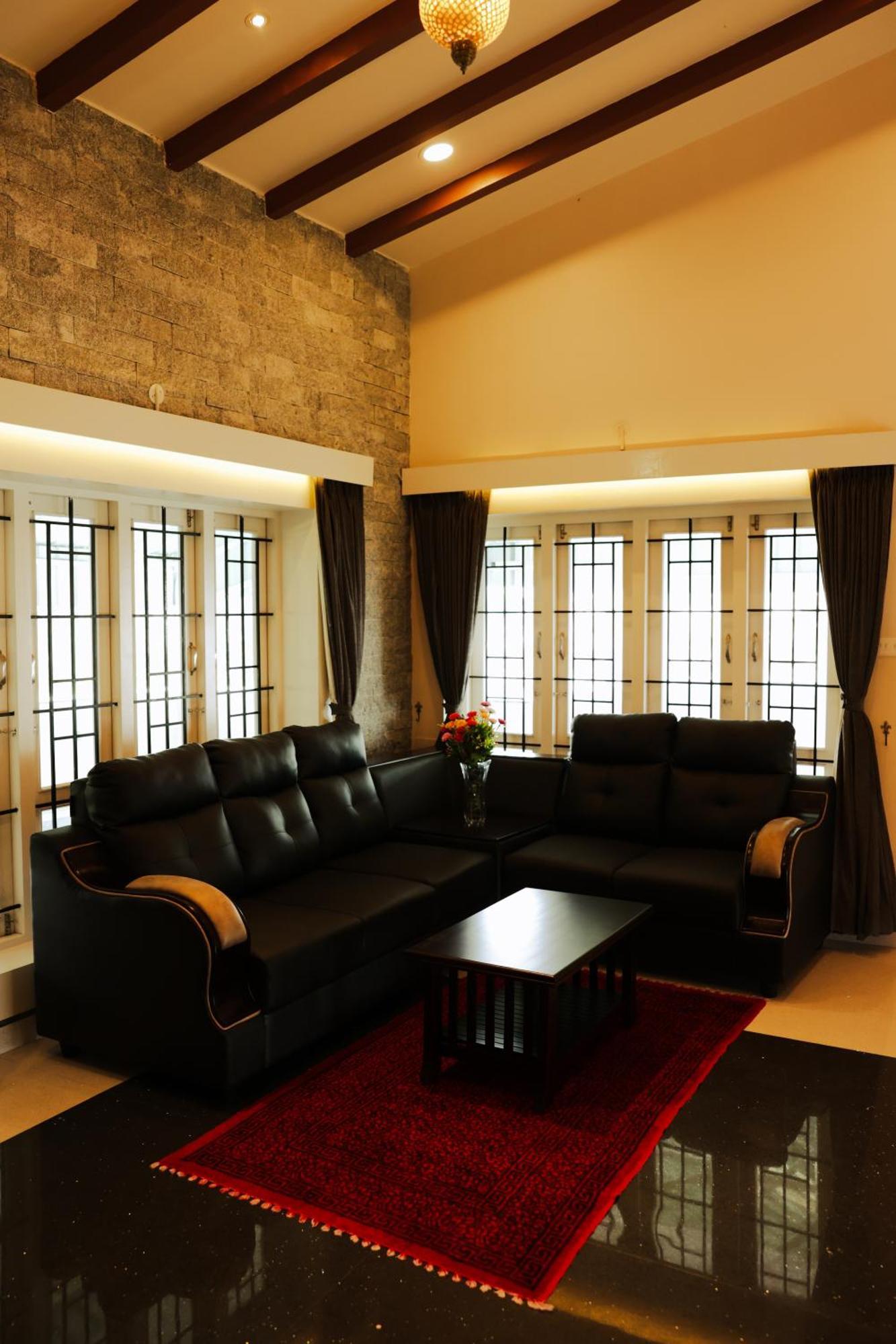 Golden Vista - Luxury * Kodaikanal