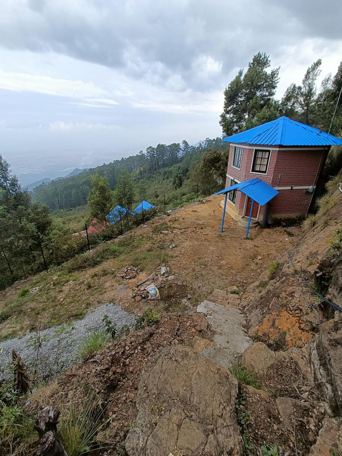 Cozy Huts Kodaikanal