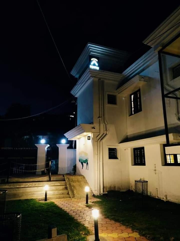 Villa The Orion 5 Bhk -yogicottage Online *