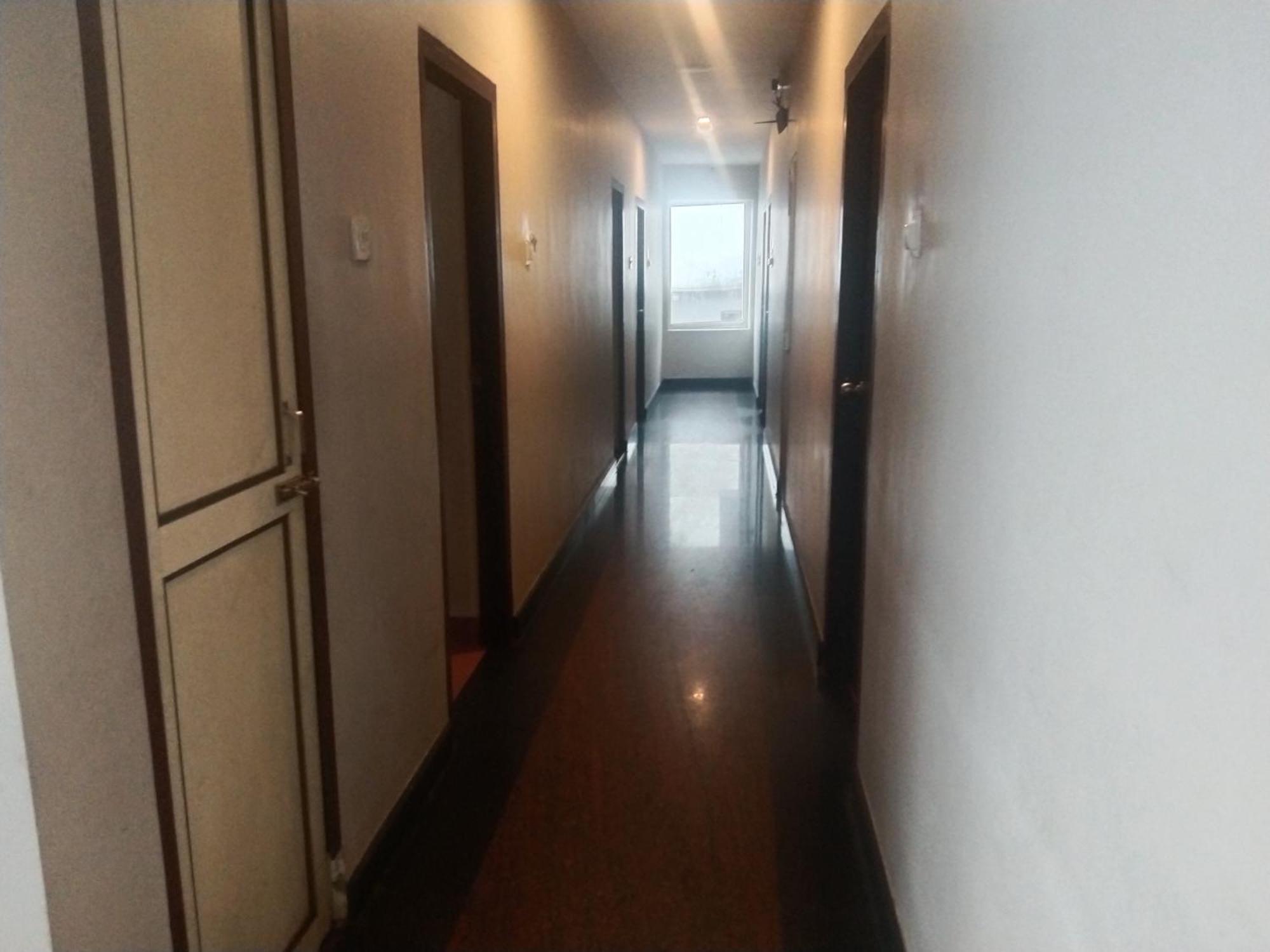 Edassery Cokkers Tower Hotel