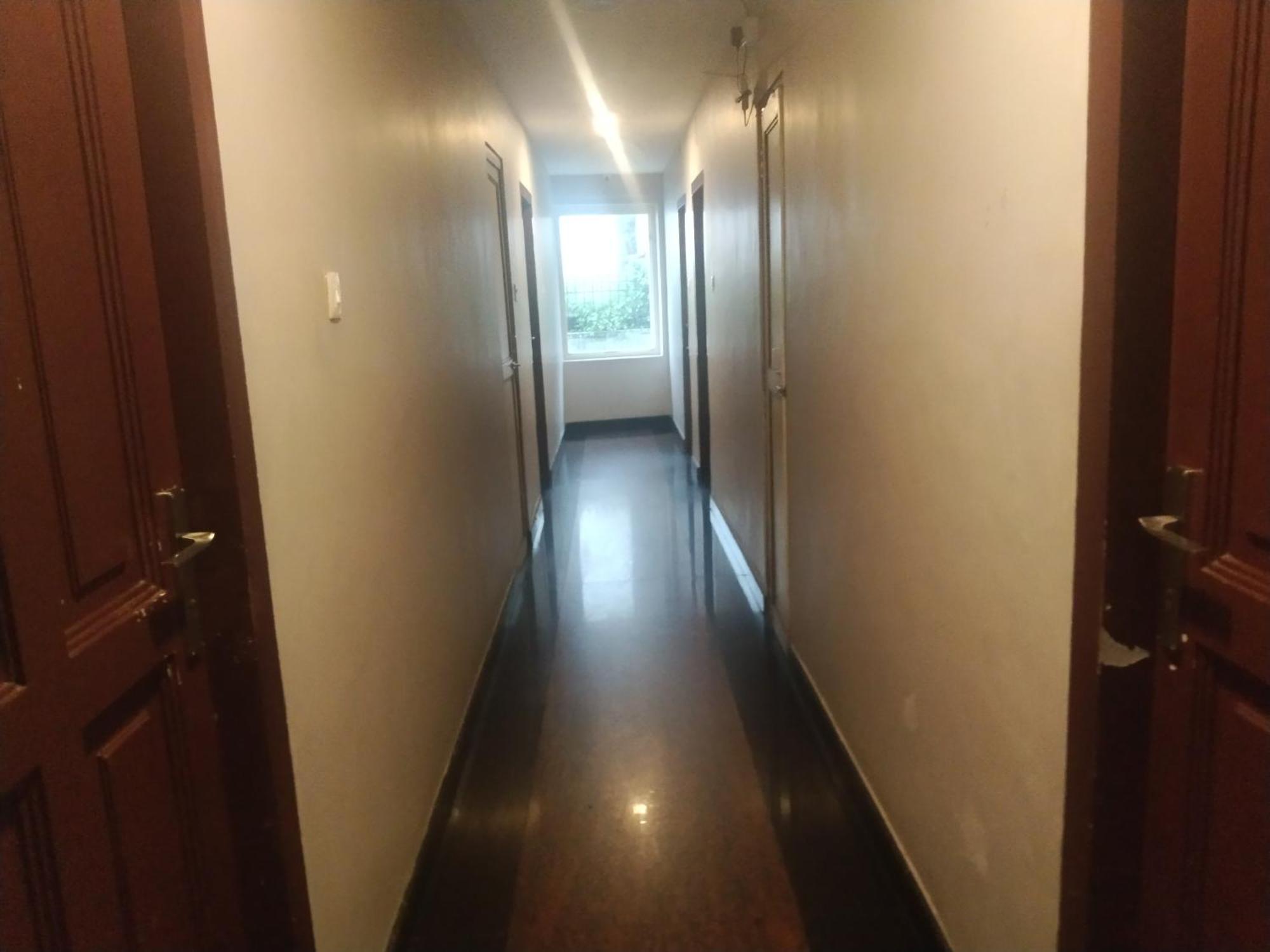 Edassery Cokkers Tower Hotel Kodaikanal