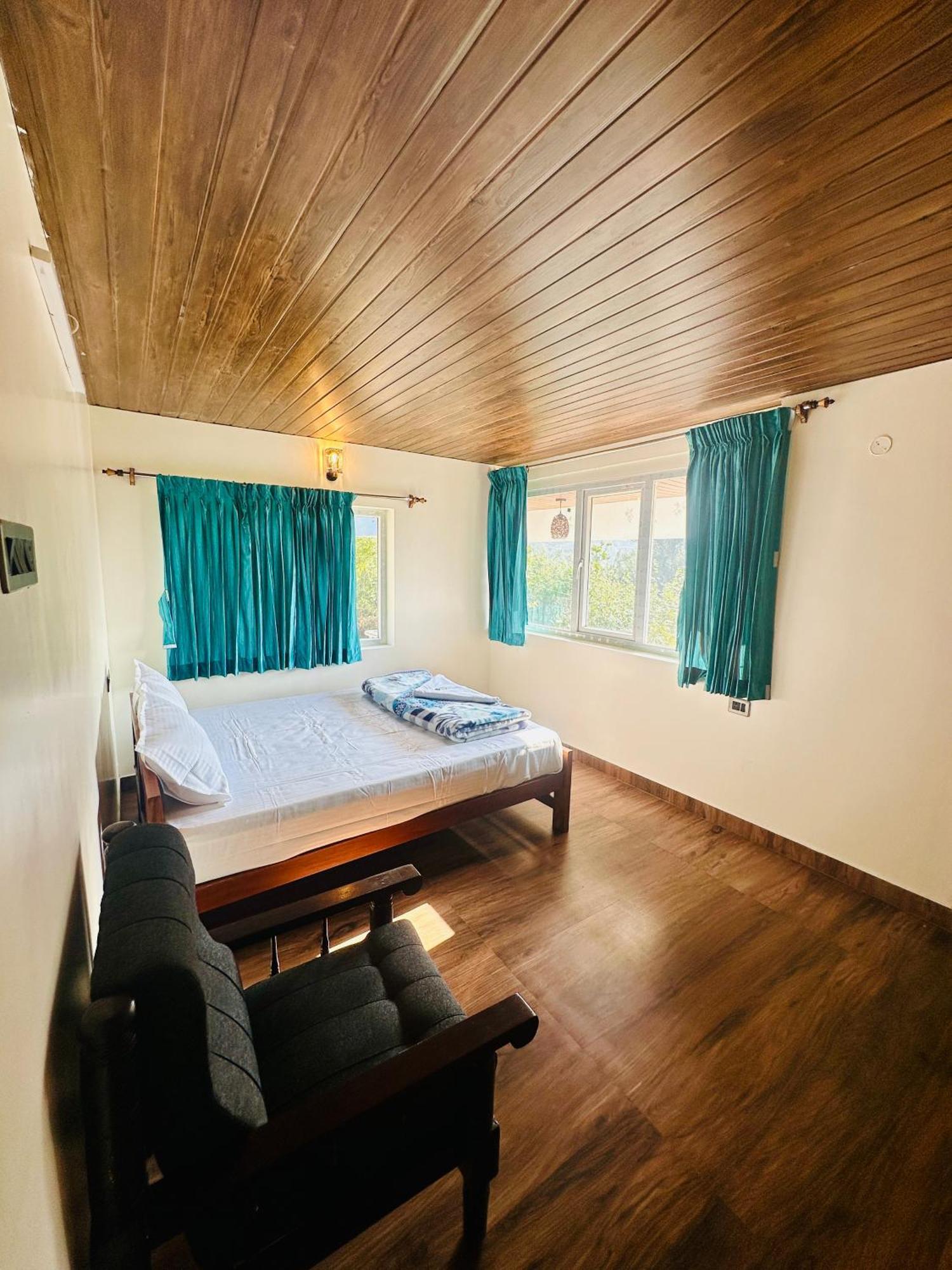 Skytop Homestay