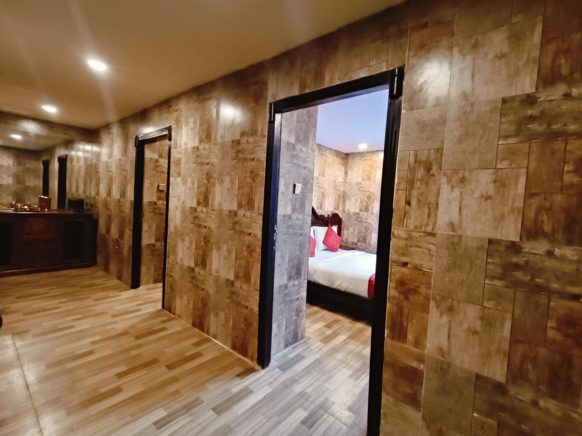 Hotel Hyders Park- The Luxury 3*